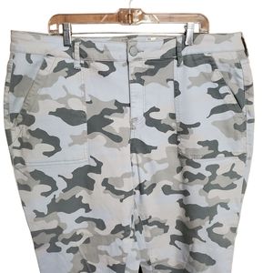 Seven7 camo pants